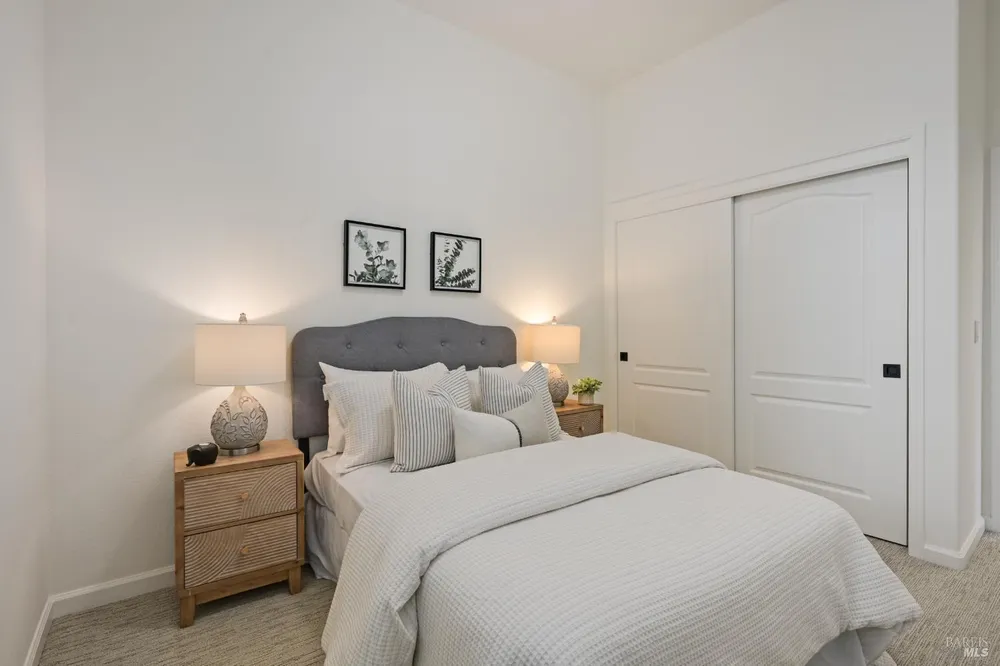 110 Samrose Dr, Novato, CA 94945