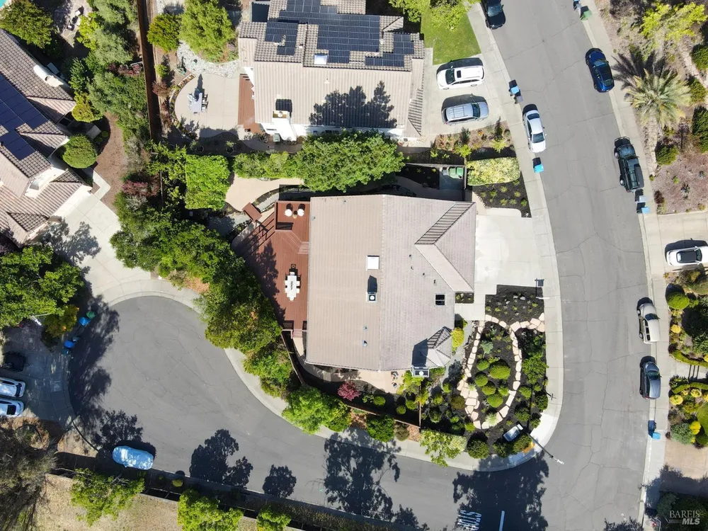 110 Samrose Dr, Novato, CA 94945