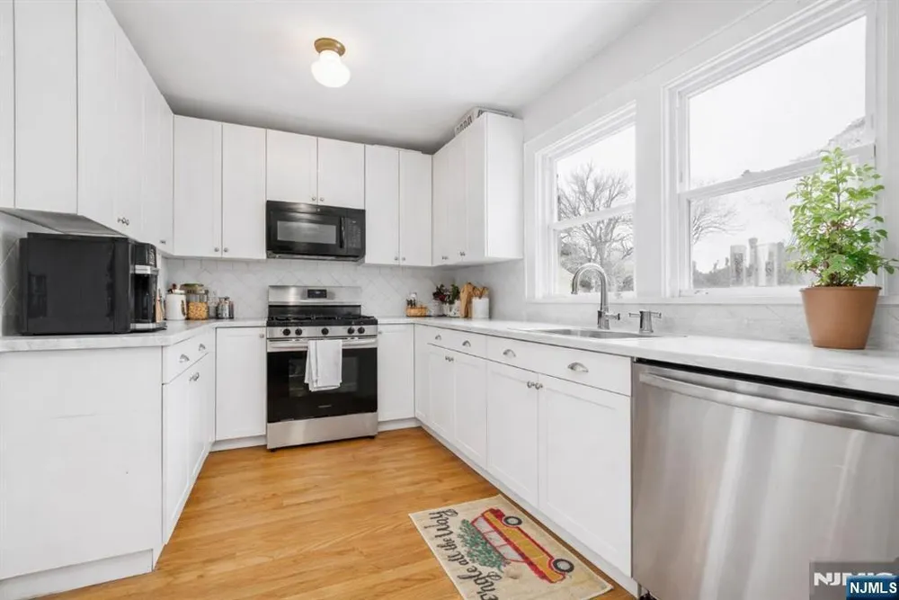 6 Franklin Ave, Montclair, NJ 07042