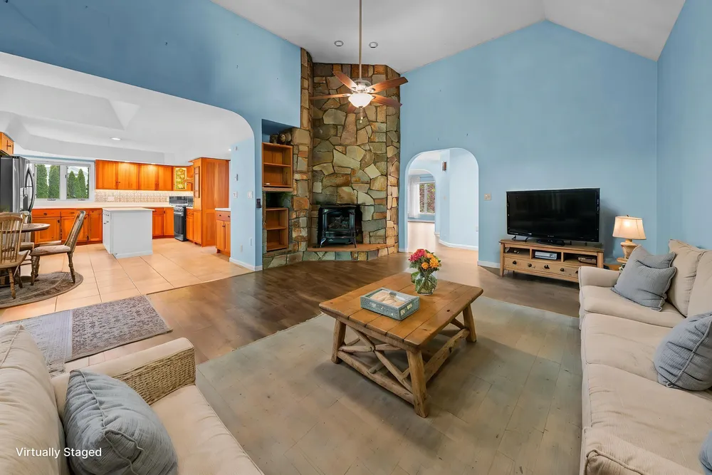 61 Chapin Terrace, Laconia, NH 03246