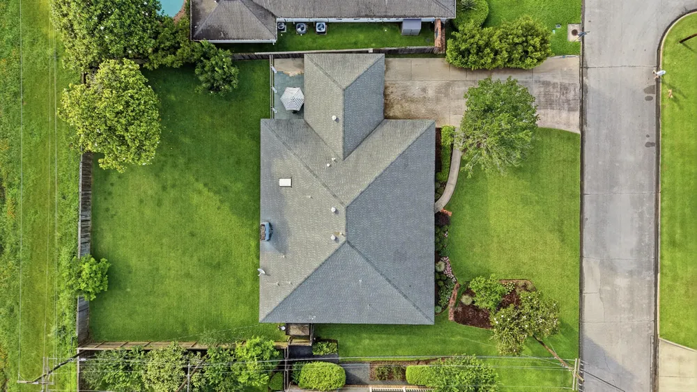 675 Belvedere Dr, Beaumont, TX 77706