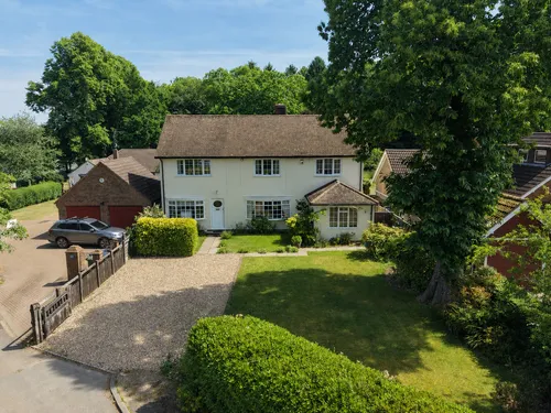 Hollybush Close, Potten End, Berkhamstedphoto