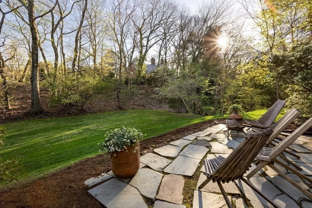 300 Warren St, Brookline, MA 02445