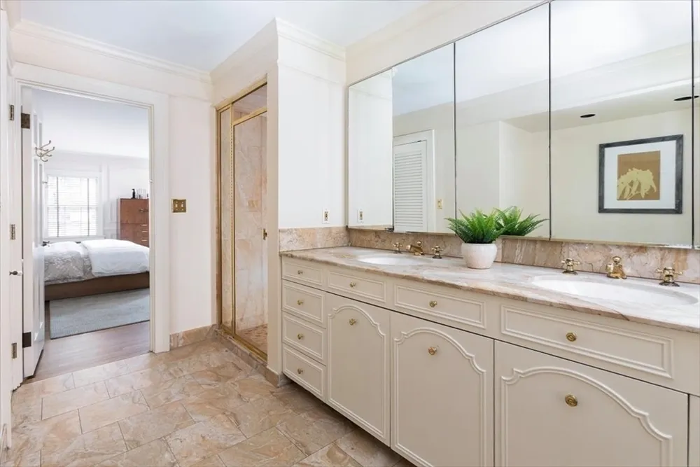 300 Warren St, Brookline, MA 02445