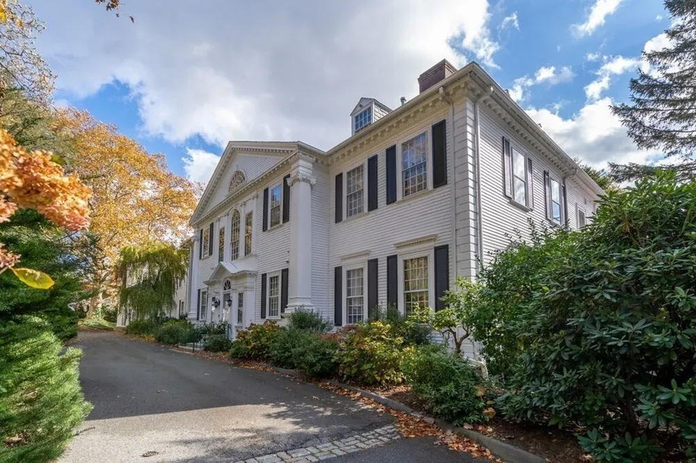 15 Catlin Rd, Brookline, MA 02445-5748
