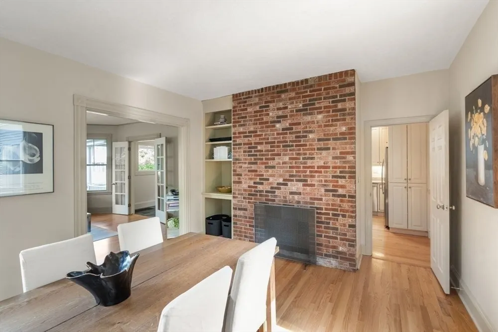 40 Brooks Ave, Newton, MA 02460