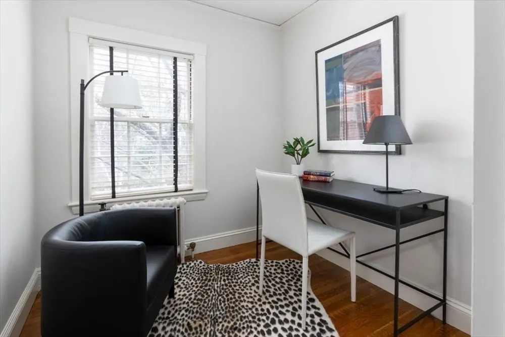 300 Warren St, Brookline, MA 02445