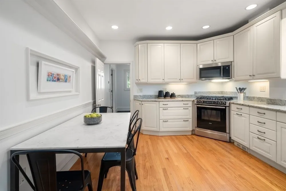 40 Brooks Ave, Newton, MA 02460