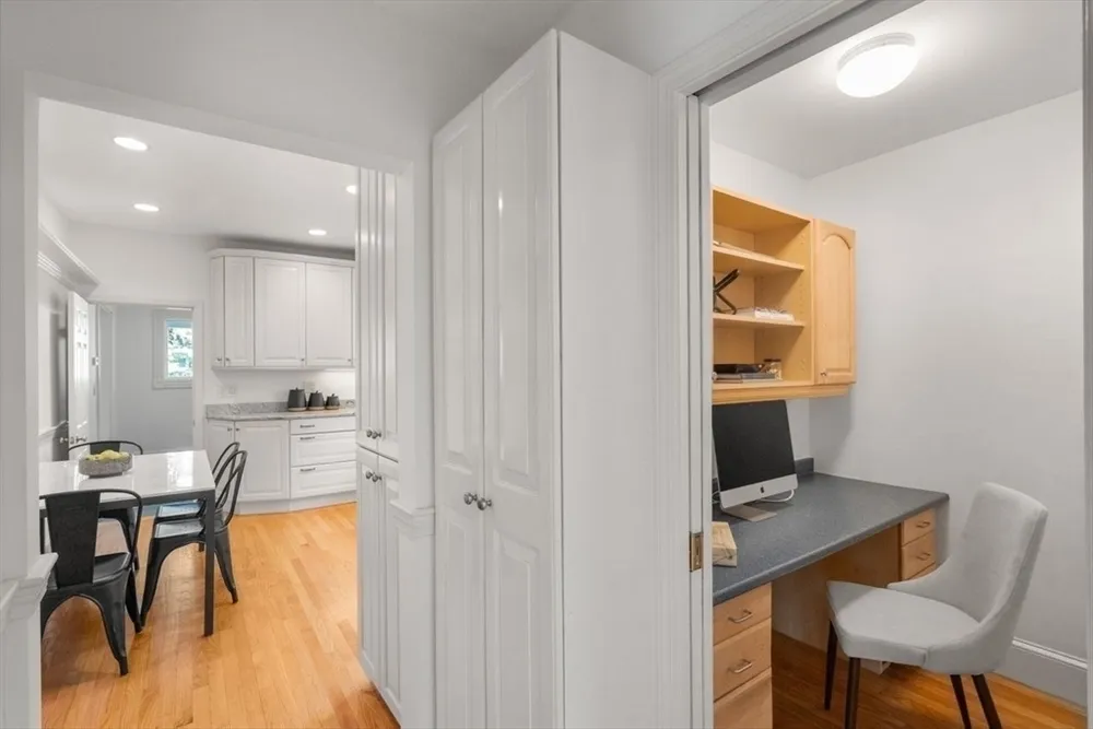 40 Brooks Ave, Newton, MA 02460