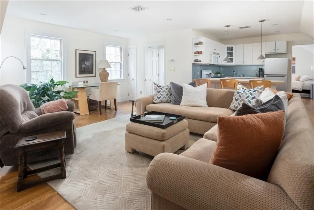 300 Warren St, Brookline, MA 02445