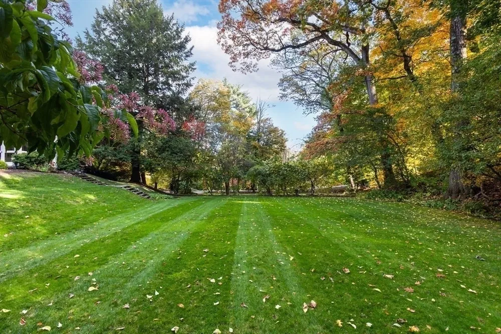 300 Warren St, Brookline, MA 02445