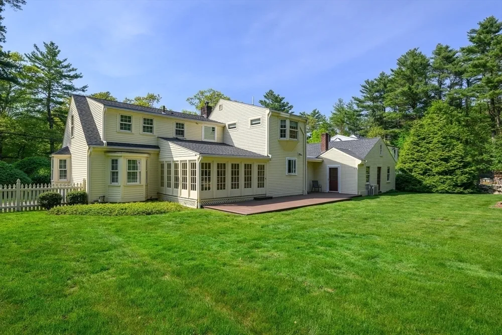 494 Cushing St, Hingham, MA 02043