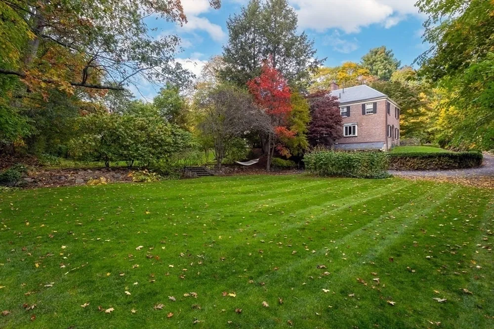 300 Warren St, Brookline, MA 02445