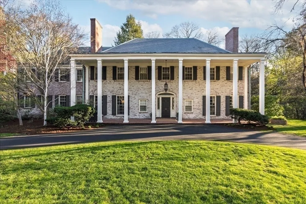300 Warren St, Brookline, MA 02445
