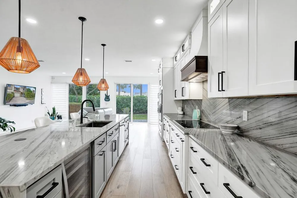 6800 Via Regina, Boca Raton, FL 33433
