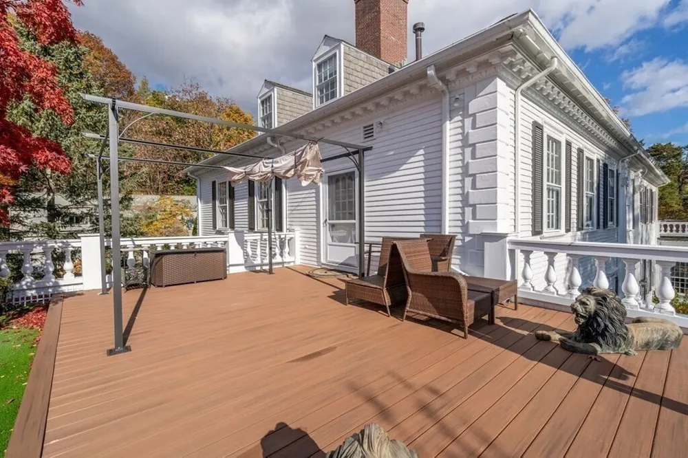 15 Catlin Rd, Brookline, MA 02445-5748