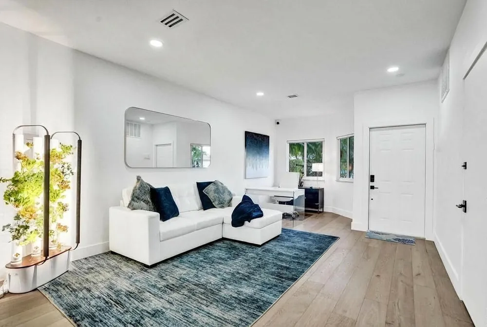 6800 Via Regina, Boca Raton, FL 33433
