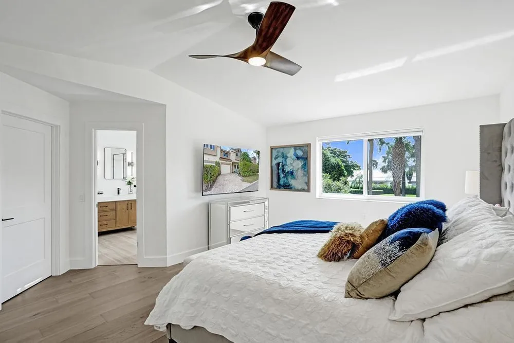 6800 Via Regina, Boca Raton, FL 33433
