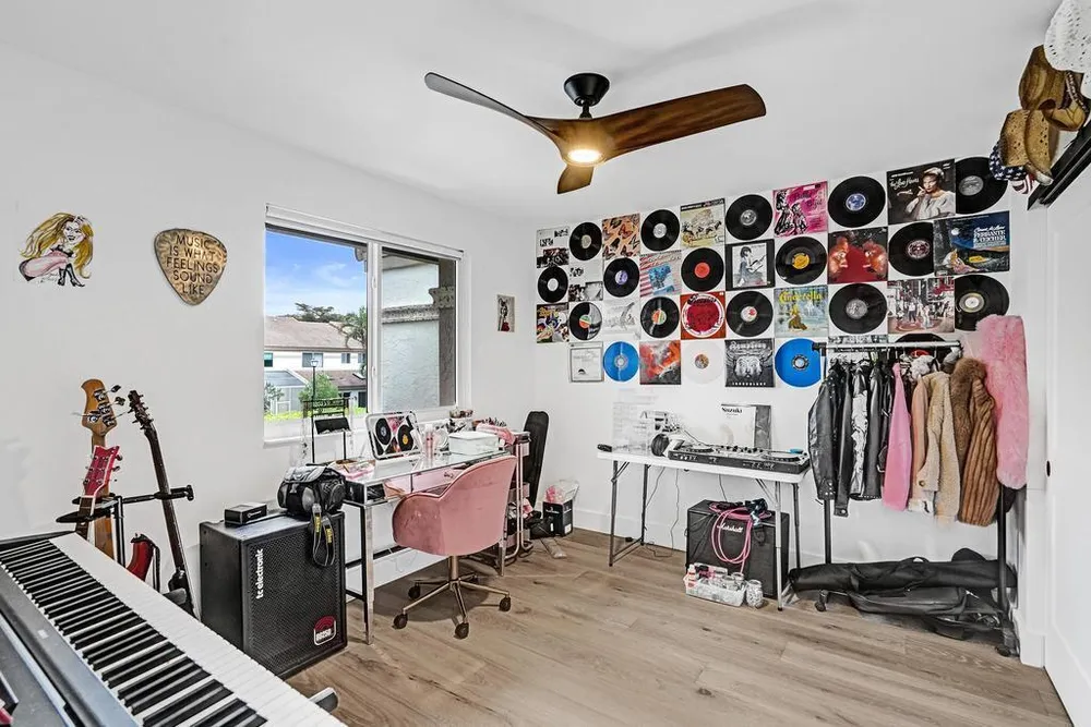 6800 Via Regina, Boca Raton, FL 33433