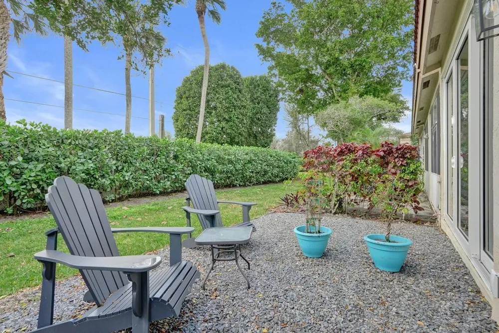 6800 Via Regina, Boca Raton, FL 33433