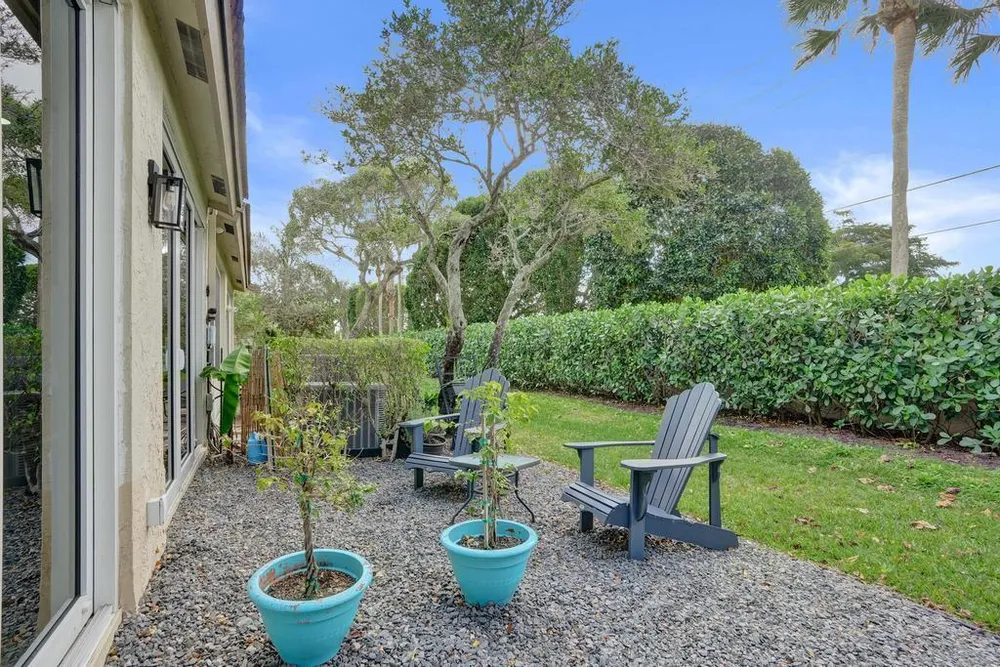 6800 Via Regina, Boca Raton, FL 33433
