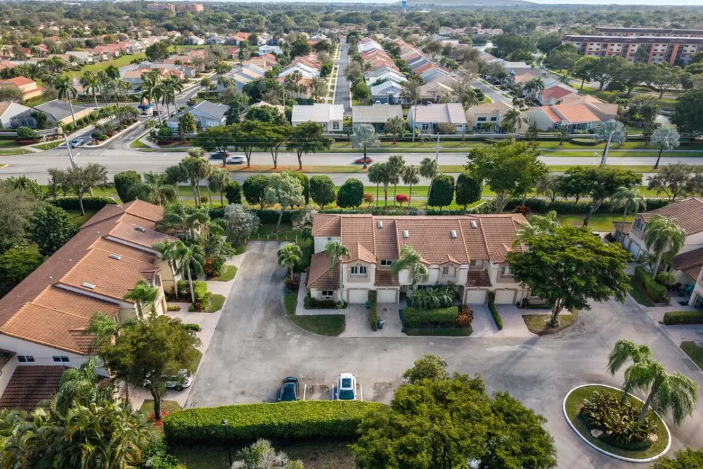 6800 Via Regina, Boca Raton, FL 33433