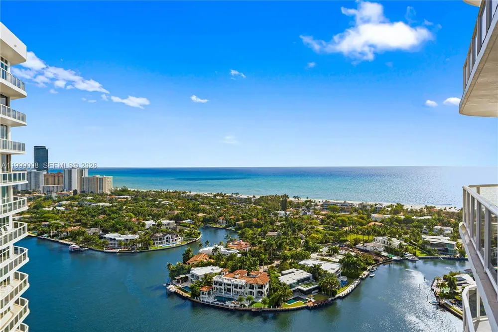 3802 NE 207th St, Aventura, FL 33180