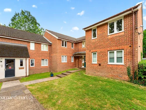 Greenside Close, Londonphoto