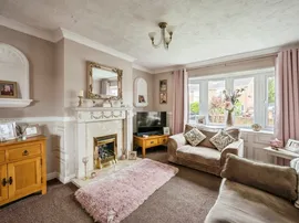 Walnut Road, Thorne, Doncaster thumb 3
