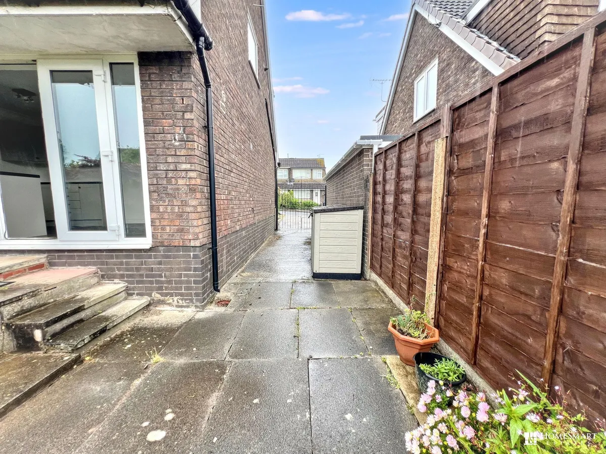 Sandown Close, Runcorn, WA7