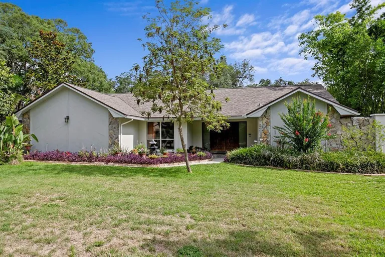 6314 E 112th Ave, Tampa, FL 33617