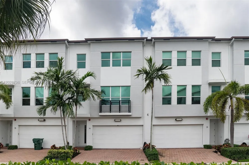 2900 NE 12th Terrace, Oakland Park, FL 33334