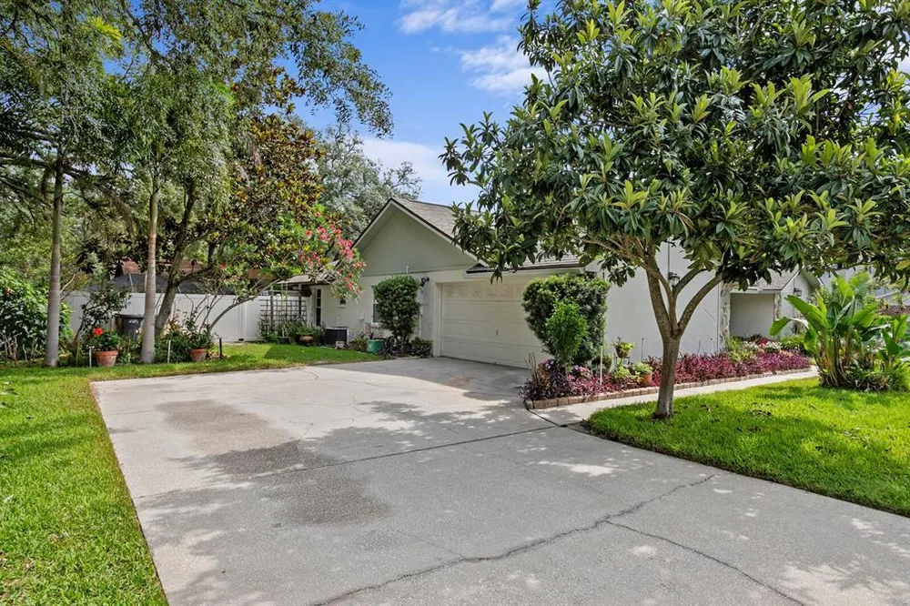 6314 E 112th Ave, Tampa, FL 33617