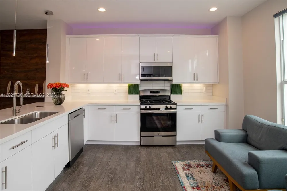 2900 NE 12th Terrace, Oakland Park, FL 33334