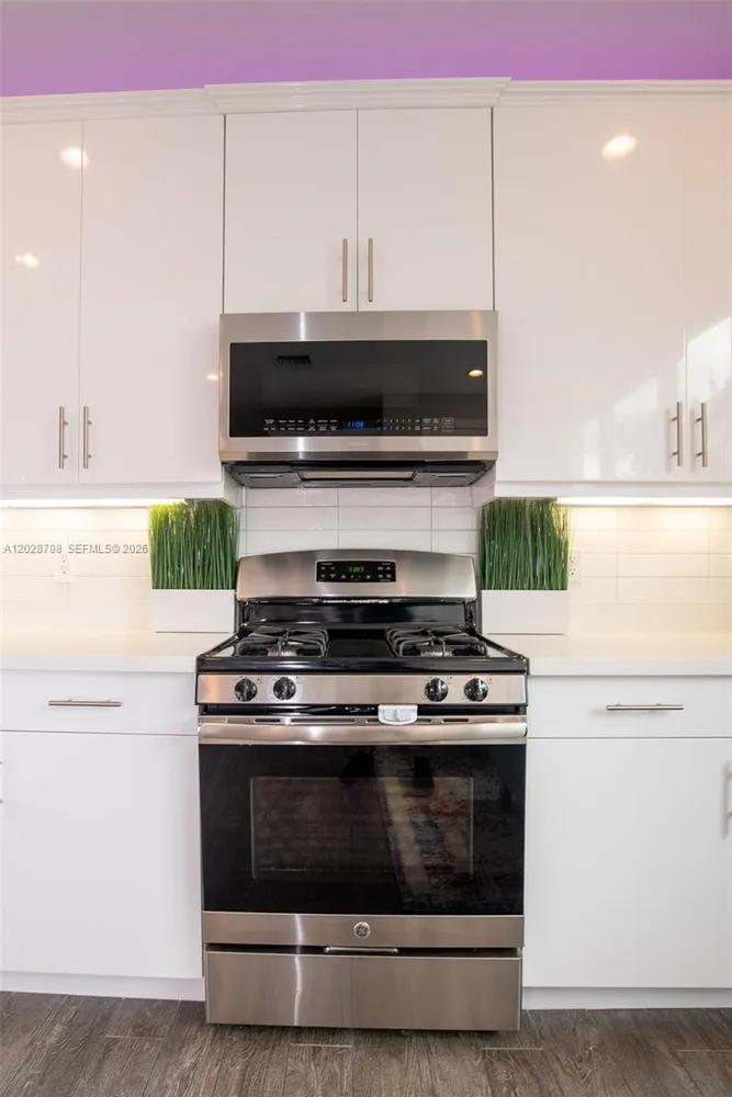 2900 NE 12th Terrace, Oakland Park, FL 33334