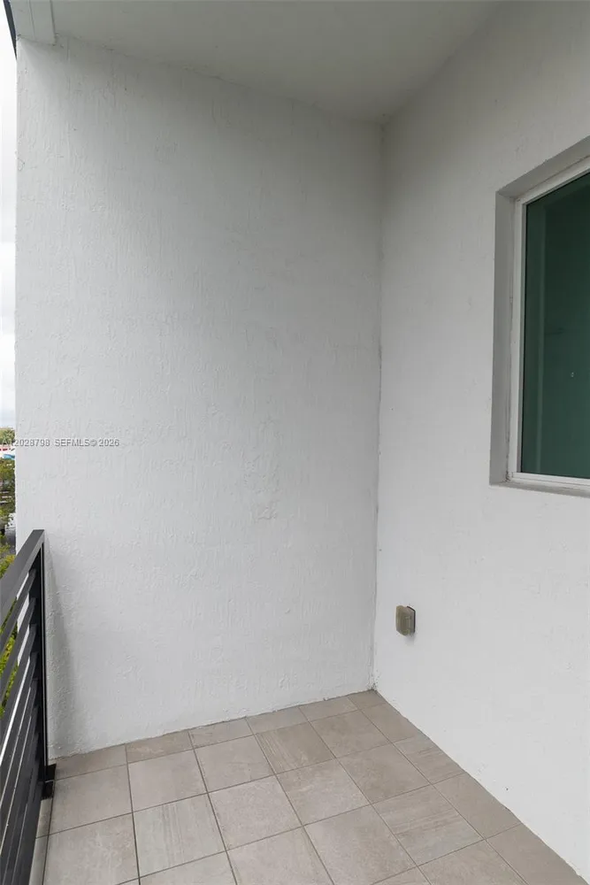 2900 NE 12th Terrace, Oakland Park, FL 33334