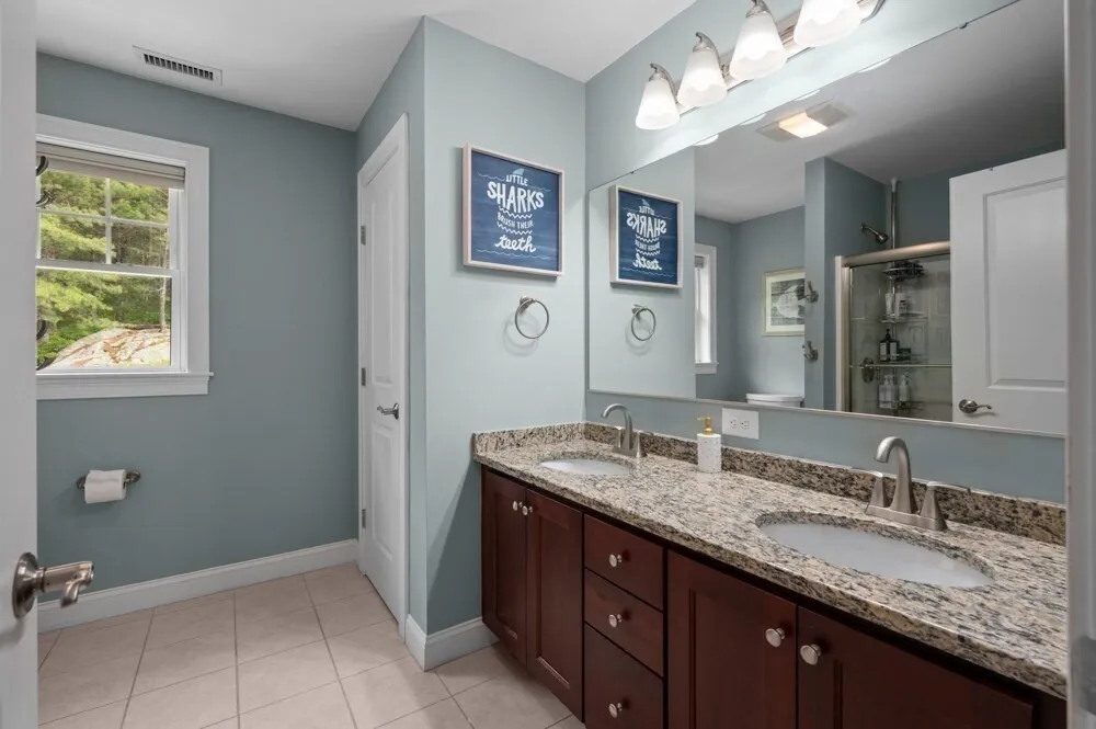 124 Marblehead St, North Reading, MA 01864