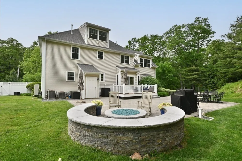 124 Marblehead St, North Reading, MA 01864