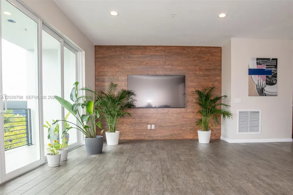 2900 NE 12th Terrace, Oakland Park, FL 33334