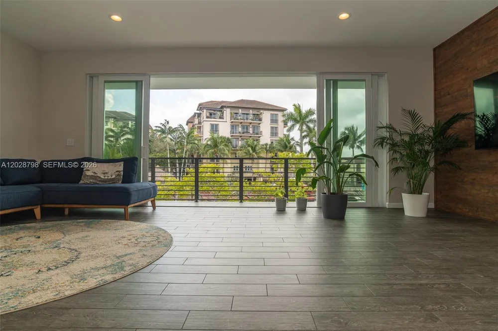 2900 NE 12th Terrace, Oakland Park, FL 33334