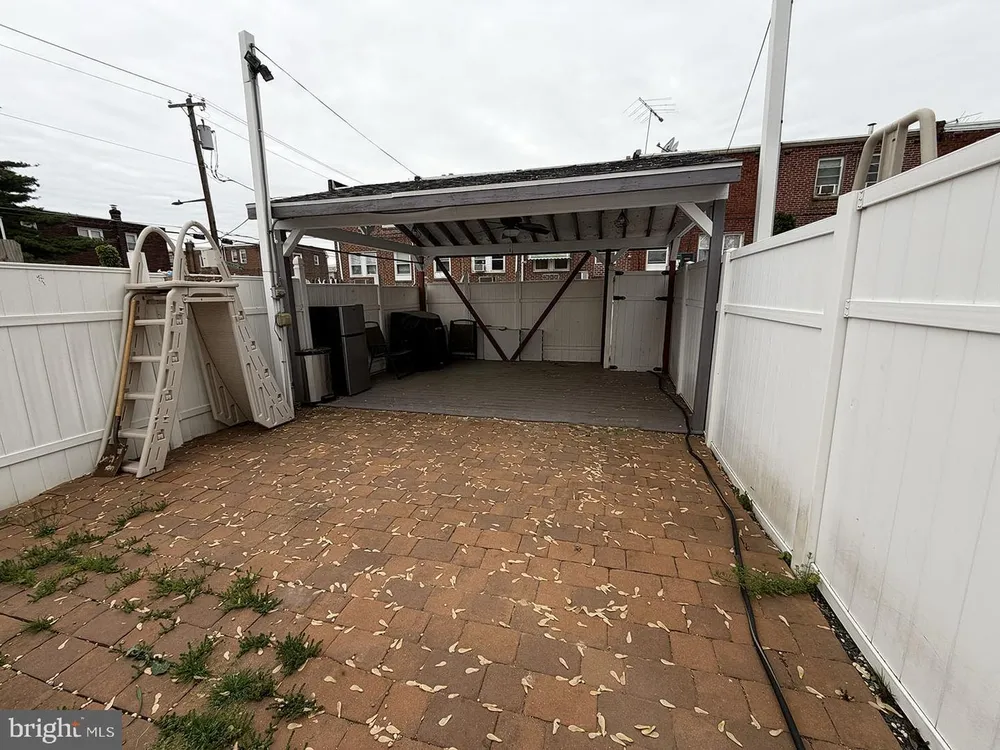 5705 Tackawanna St, Philadelphia, PA 19135