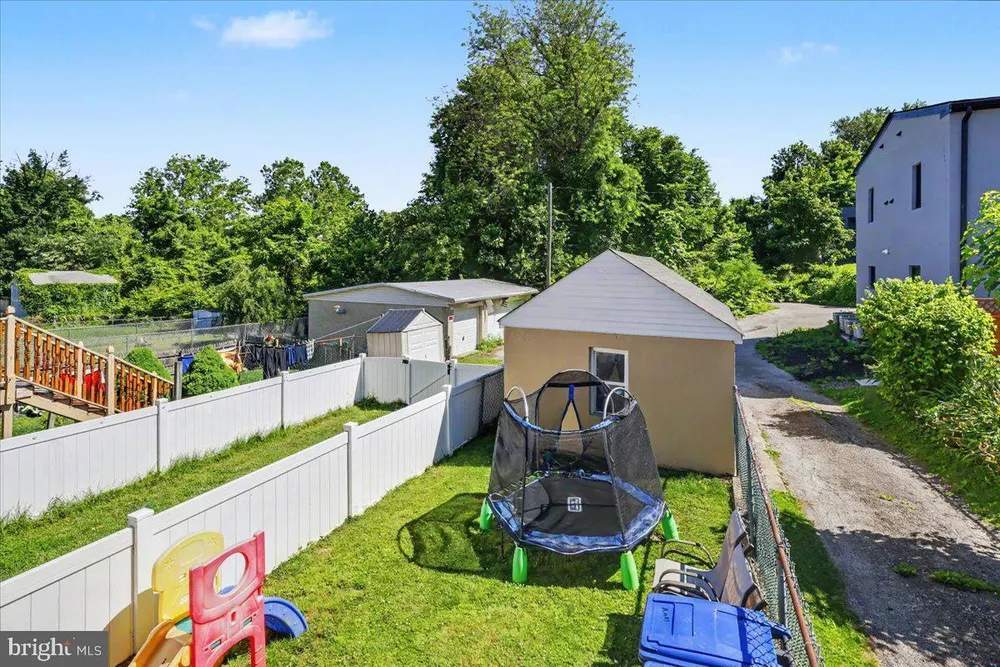 208 W 7th Ave, Conshohocken, PA 19428