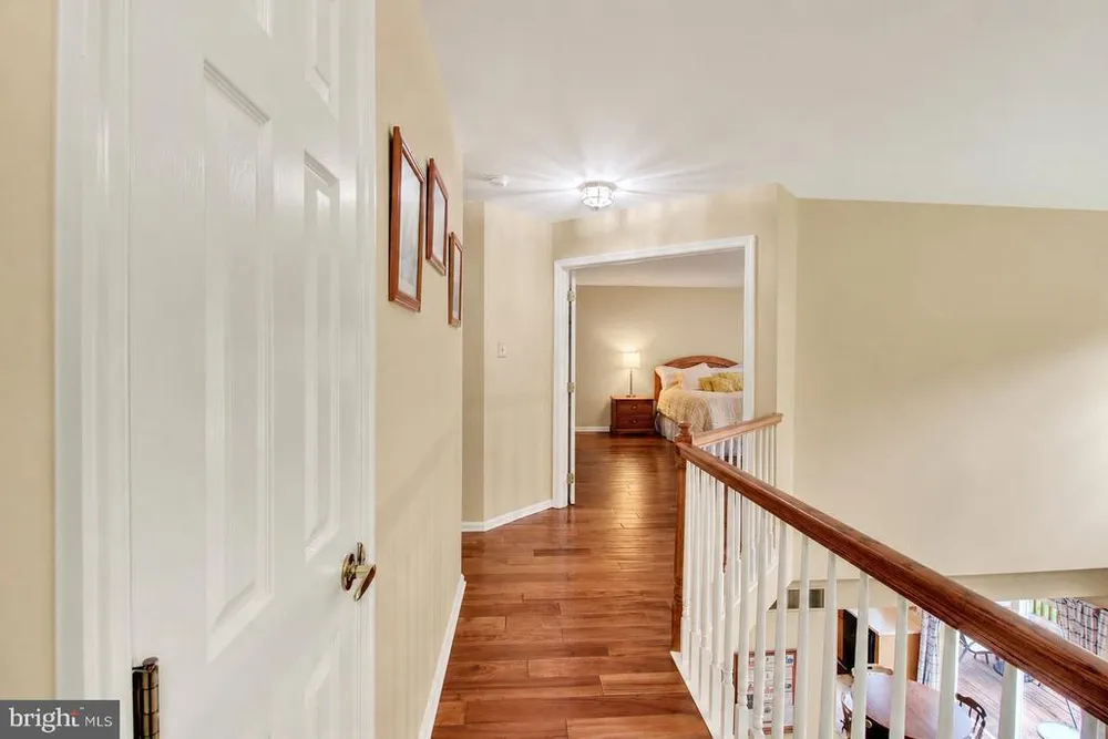 107 Castle Dr, North Wales, PA 19454