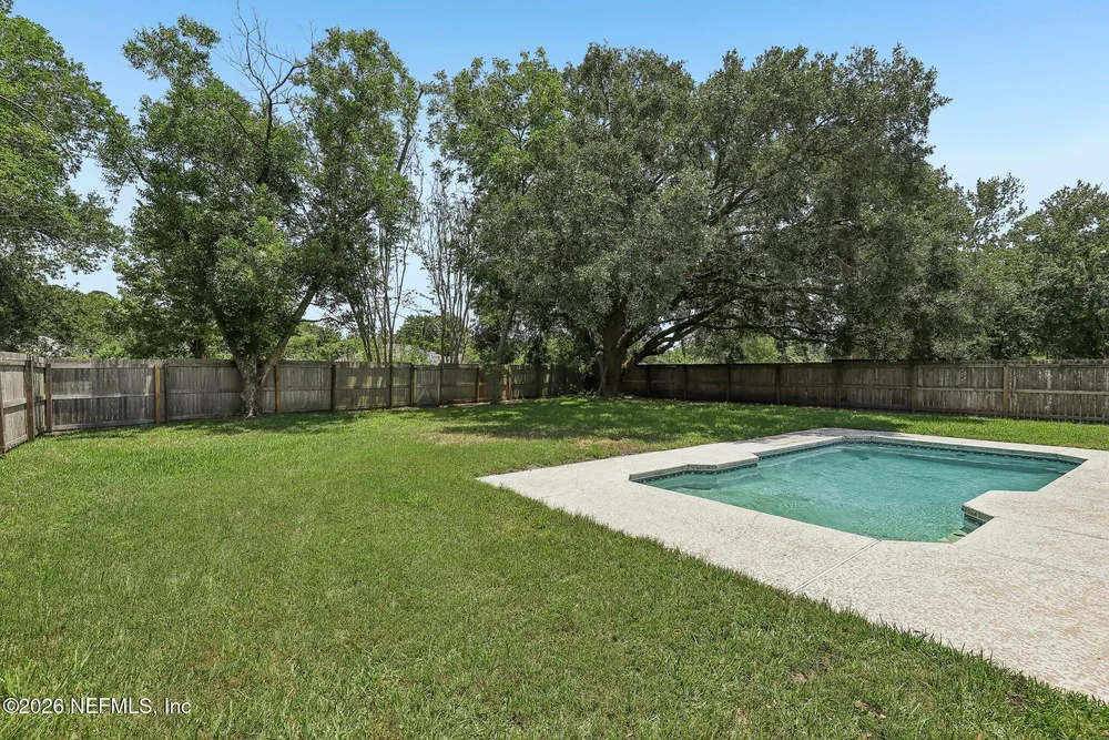 7180 Ridgeglen Ct, Jacksonville, FL 32216