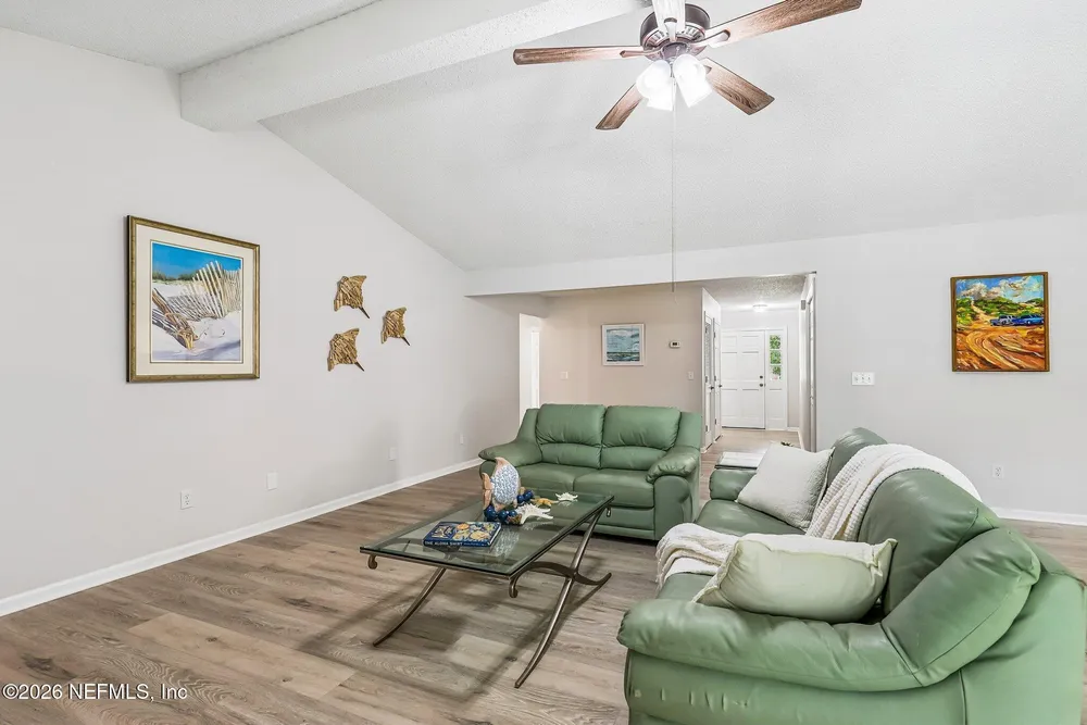 7180 Ridgeglen Ct, Jacksonville, FL 32216