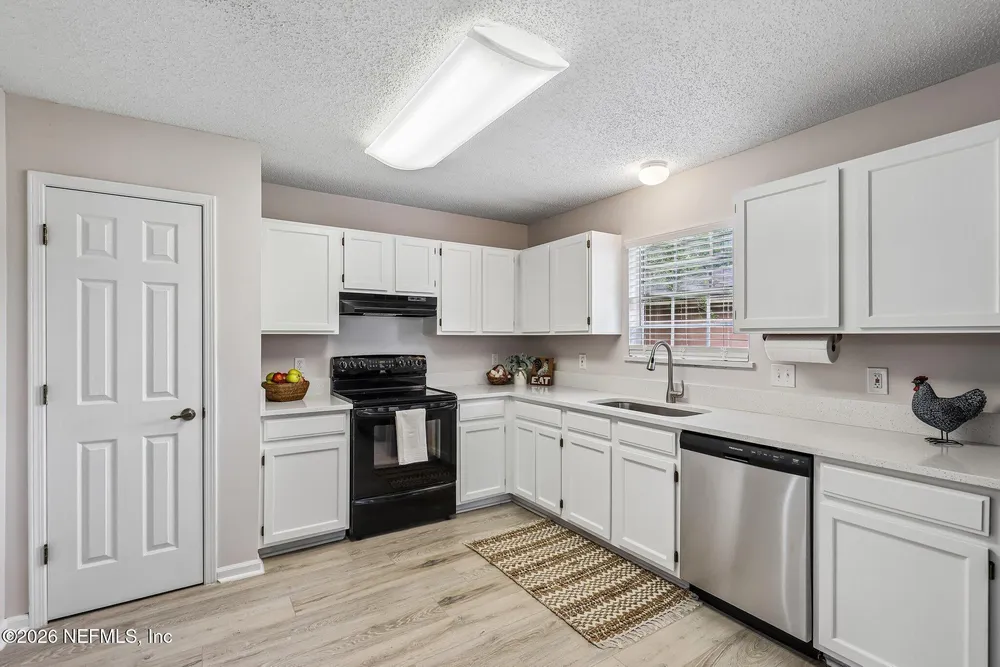 7180 Ridgeglen Ct, Jacksonville, FL 32216