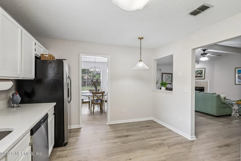 7180 Ridgeglen Ct, Jacksonville, FL 32216