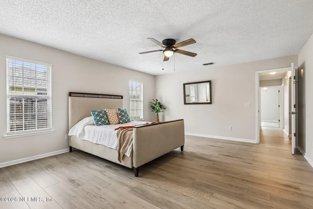 7180 Ridgeglen Ct, Jacksonville, FL 32216