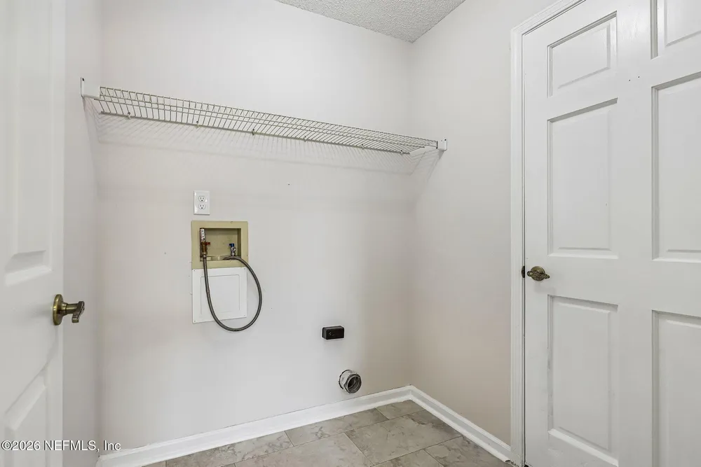 7180 Ridgeglen Ct, Jacksonville, FL 32216
