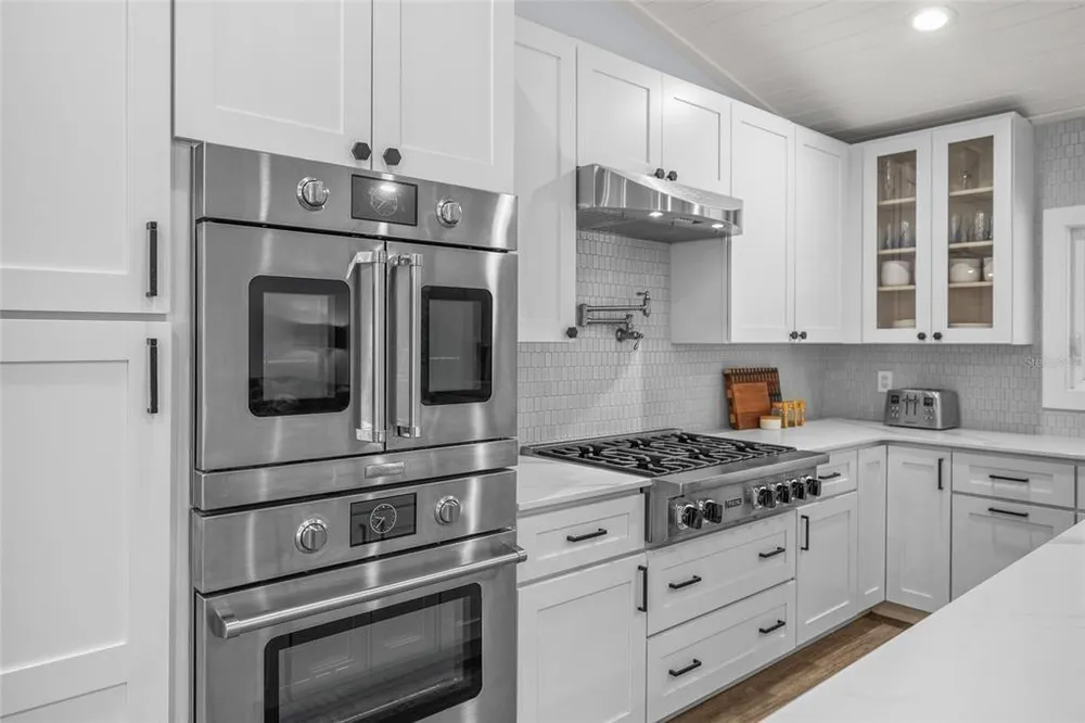 6207 93rd Street Circle E, Bradenton, FL 34202